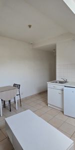 Location Appartement 1 pièce 18m² TROYES 10000 - Photo 3