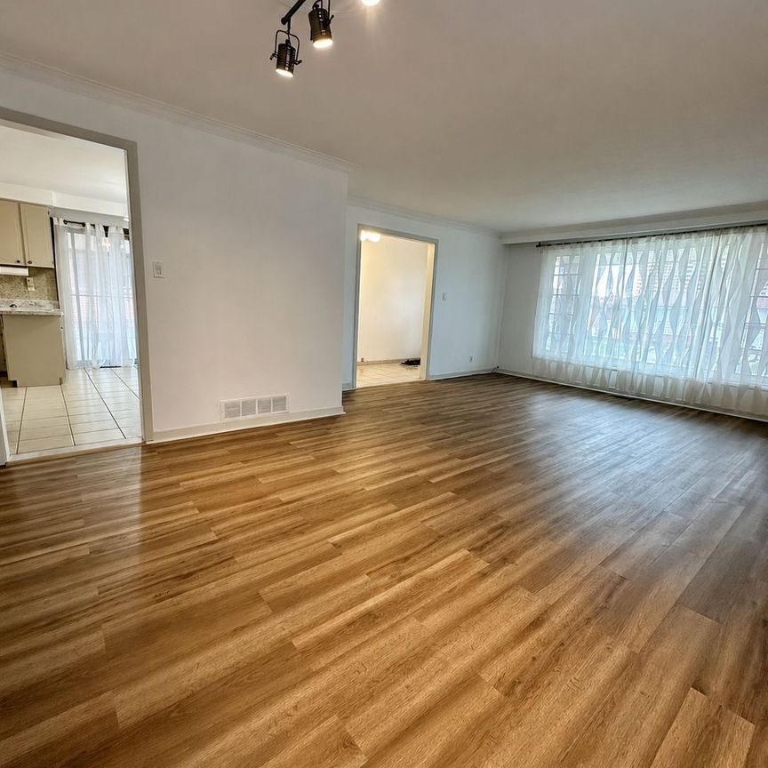 For Lease - 47 Wheelwright Crescent, Toronto, Ontario - Photo 1