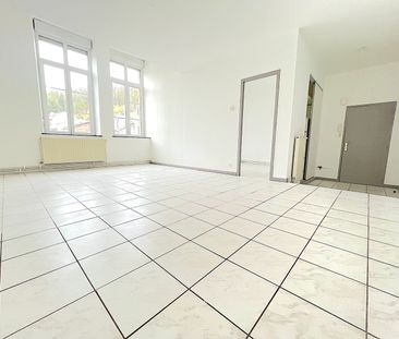 Location Appartement 3 pièces 77m² LONGWY 54400 - Photo 4