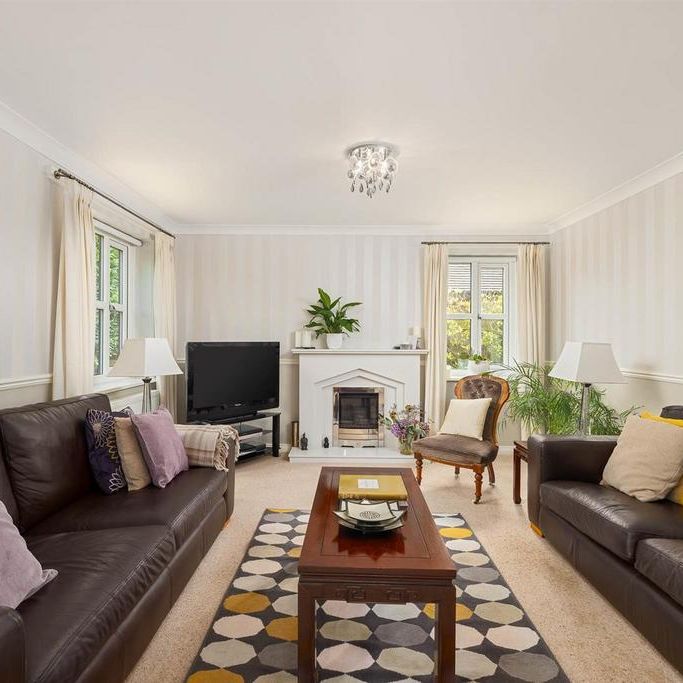 5 bedroom detached house to rent - Photo 1