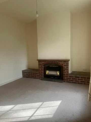 1 bedroom terraced house to rent - Photo 2