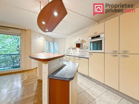 Location Appartement 3 pièces 75m² ARMENTIERES 59280 - Photo 3