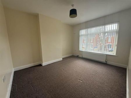 15 Kirklowe Drive, Upper Lisburn Road, Belfast, BT10 0LP - Photo 3