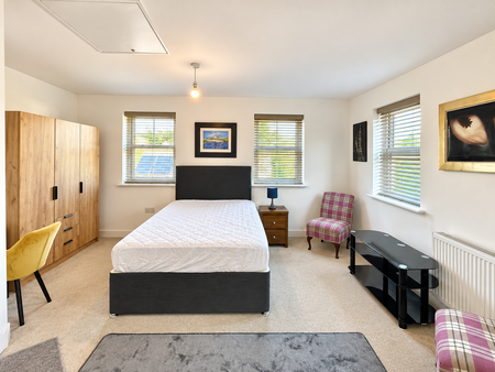 2 bedroom semi-detached house to rent - Photo 3