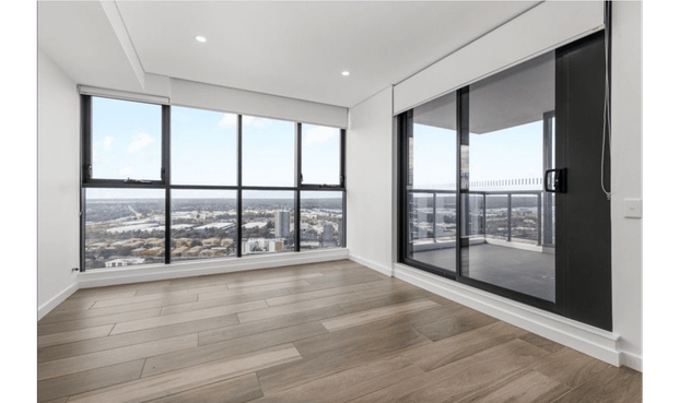 Modern & Stylish Two Bedroom Apartment Located Near All Amenities! - Photo 1