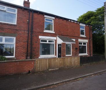 2 bedroom terraced house to rent - Photo 2