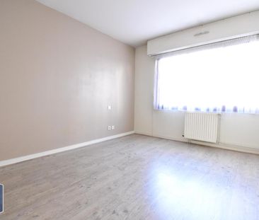 Location Appartement 3 pièces 77m² LE MANS 72000 - Photo 3
