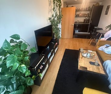 2 Bed Flat, Barge Walk, SE10 - Photo 1