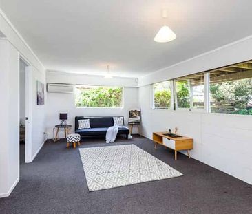 Gorgeous Gordon - Photo 1