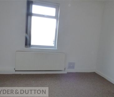 2 bedroom end of terrace house to rent - Photo 6