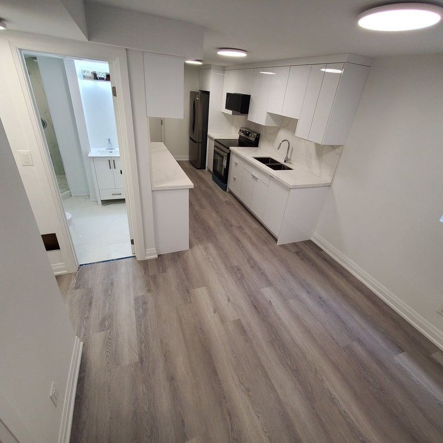 For Lease - 52 Sunny Glen Crescent, Brampton, Ontario - Photo 1