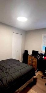 2 Beds 1 Bath - House - Photo 3