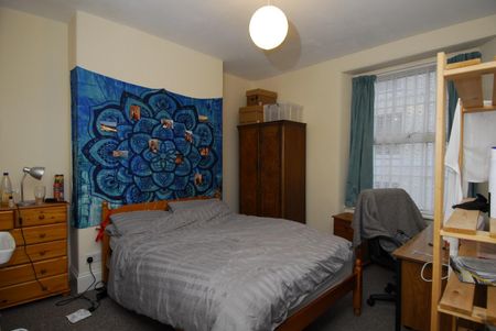 Waterloo Street, Plymouth - Photo 3