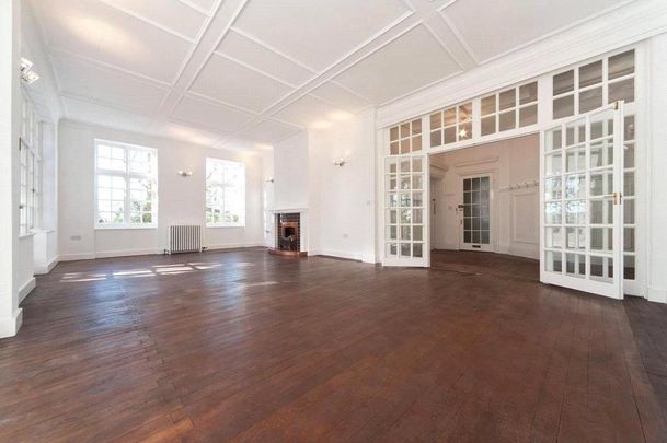 3 bedroom flat to rent - Photo 1