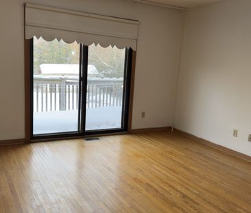 For Lease - 62 Elgin Mills Road, Richmond Hill, Ontario - Photo 1