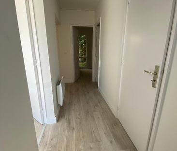 Location Appartement 2 pièces 47m² ST BENOIT 86280 - Photo 6