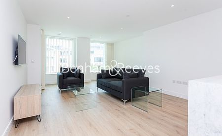 1 Bedroom flat to rent in Marquis House, Beadon Road, W6 - Photo 2