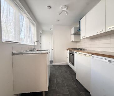 2 bedroom maisonette to rent - Photo 5