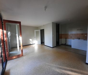 Location Appartement 2 pièces 47m² - Photo 3