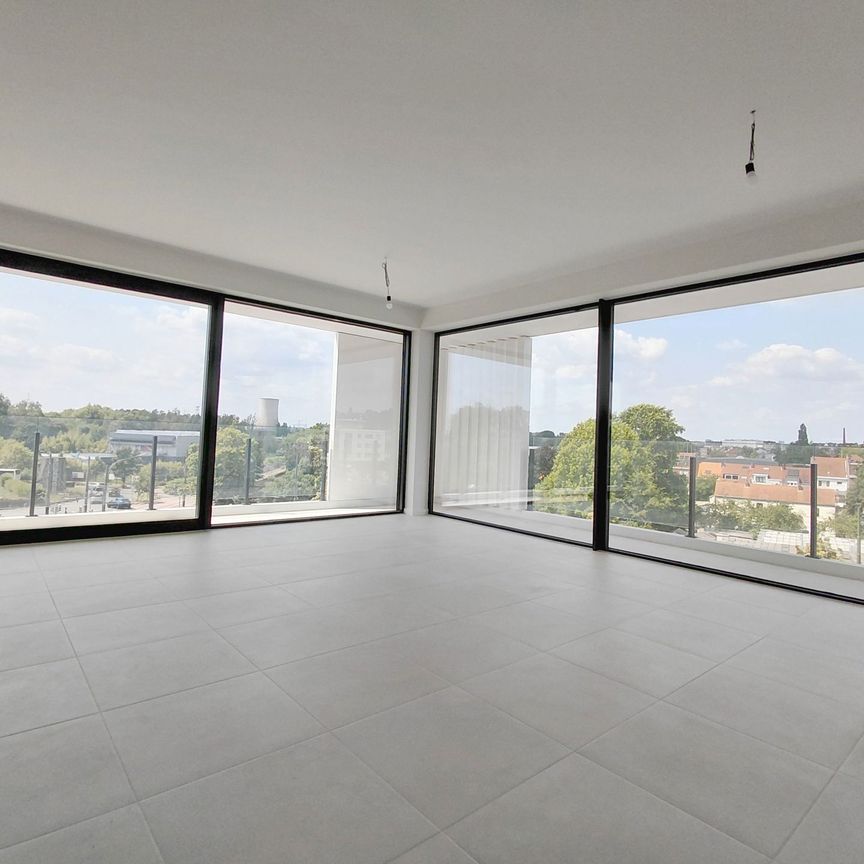 Appartement te huur - Foto 1