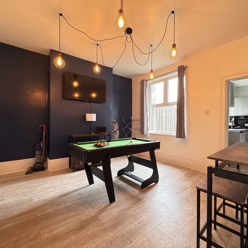 5 Bedroom - Photo 1