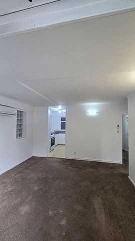 Charming 2BR Unit in Karori - Pets OK! - Photo 5