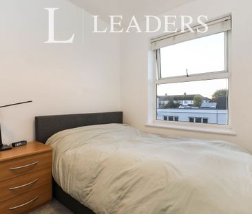 1 bedroom apartment to rent Governors Court, Landor Road, Warwick, ... - Photo 3