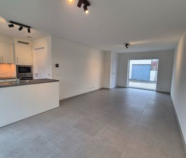Halfopen BEN-woning met garage en 3 slaapkamers - Photo 2
