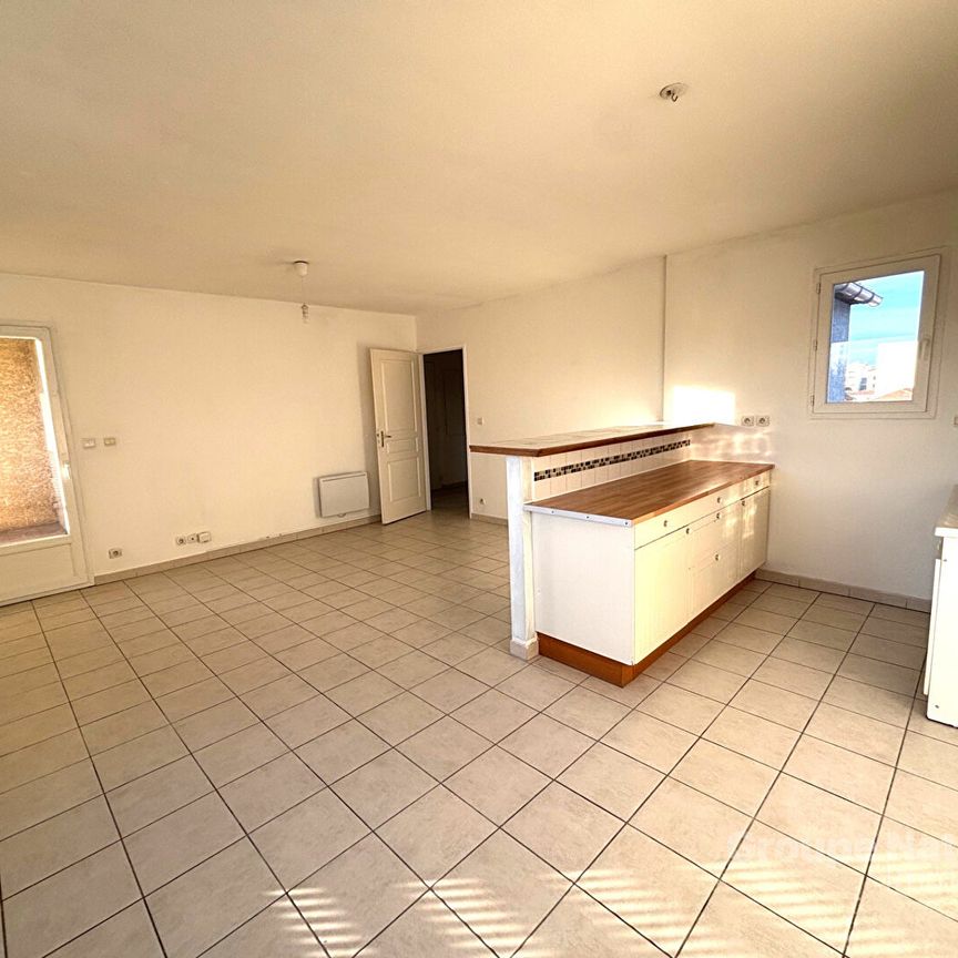 Appartement 3 pièces à louer à Miramas - Quartier La Gare, - Photo 1