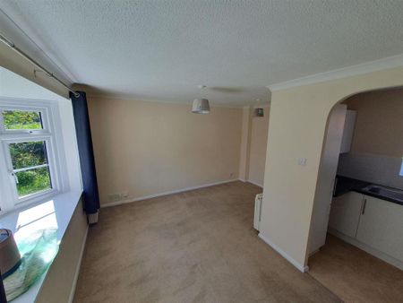 1 bedroom end of terrace house to rent - Photo 2