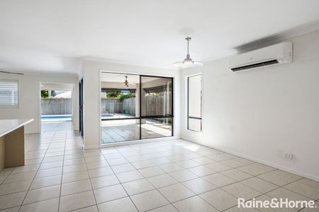 24 Thomson Close, North Lakes, QLD 4509 - Photo 4