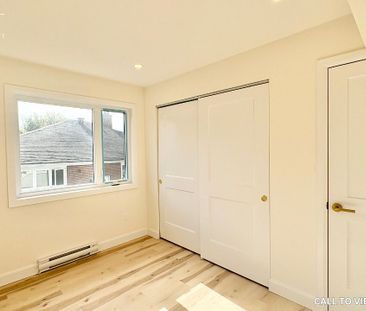 692B Crystal Street, Carson Grove - Carson Meadows, Ottawa, ON - Photo 5