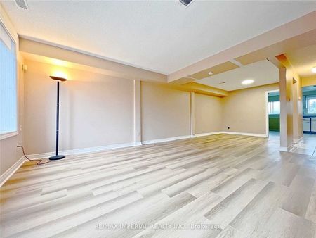 For Lease - 641A The Queensway N/A, Toronto, Ontario - Photo 4