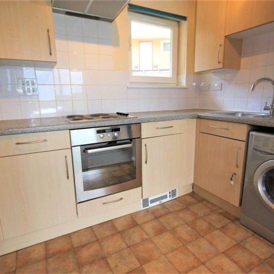 Bergenia House, Bedfont Lane, Feltham,TW13 - Photo 1