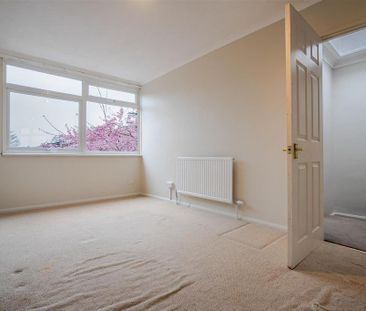 4 bedroom townhouse to rent - Photo 4