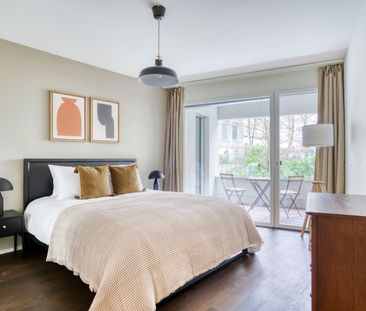 Moderne, grosszügige und zentrale 3.5-Zimmer-Wohnung - Photo 4