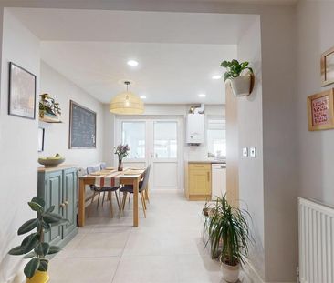 3 bedroom terraced house to rent - Photo 3