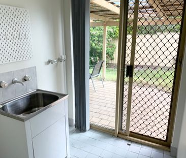 Great Location Home!!! @$700 Per Week - Photo 4