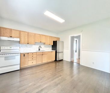 For Lease - 92 Nassau Street Unit# Main, Oshawa, Ontario - Photo 1