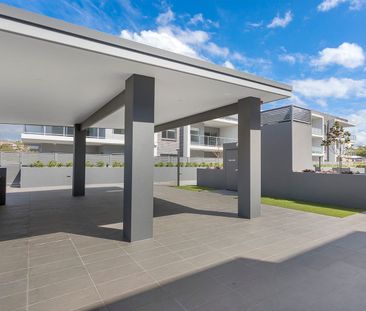 Stylish and bright unit close to the shopping heart - Photo 3