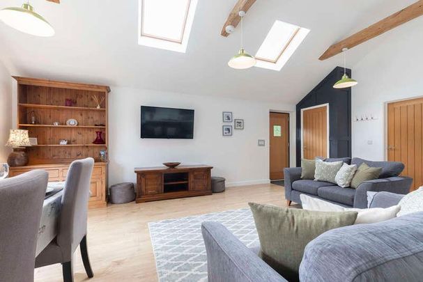 Green Lane, Little Witcombe, GL3 - Photo 1