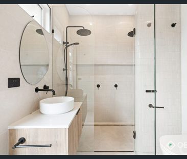 LOCATION, LIFESTYLE, CONVENIENCE AND COMFORT - Photo 5