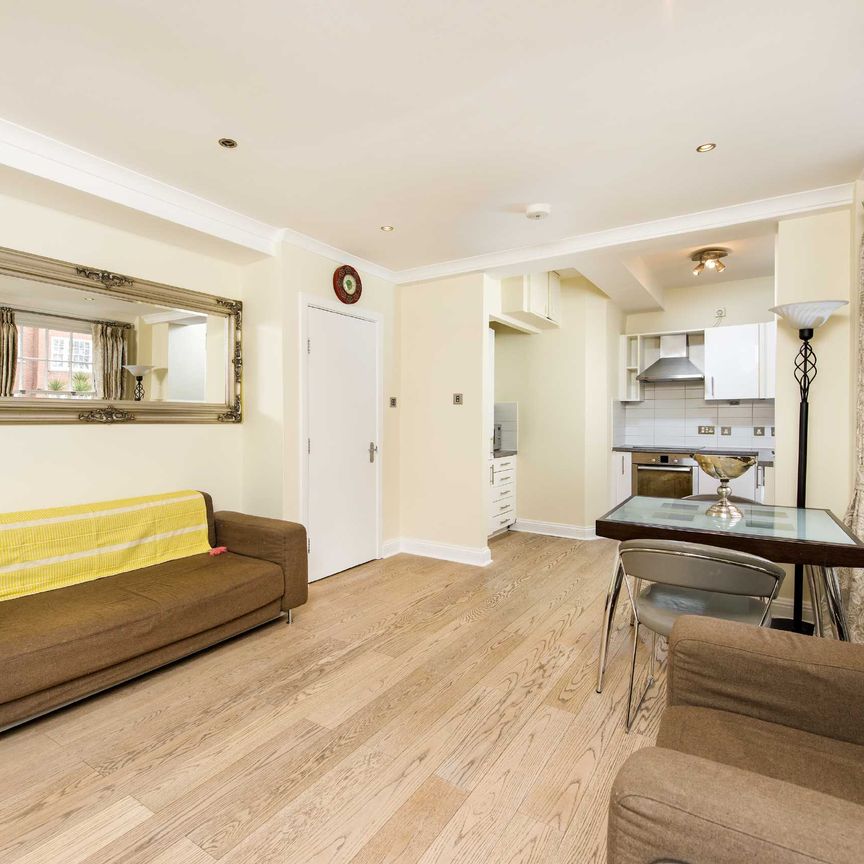 Apsley House, 23/29 Finchley Road, NW8 - Photo 1