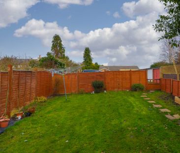 Chessington Road, West Ewell - Photo 3