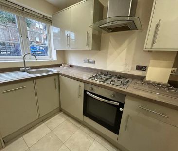 End of Terrace - Photo 5