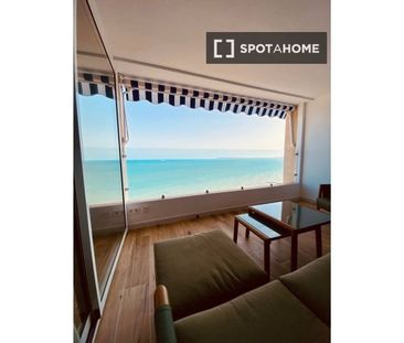 3 room luxury Flat for rent in Alicante, Spain - Photo 2