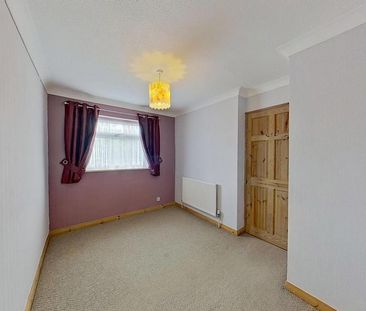 2 bedroom semi-detached house to rent - Photo 3