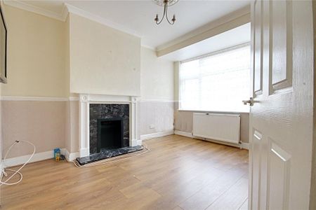 3 bedroom terraced house to rent - Photo 3