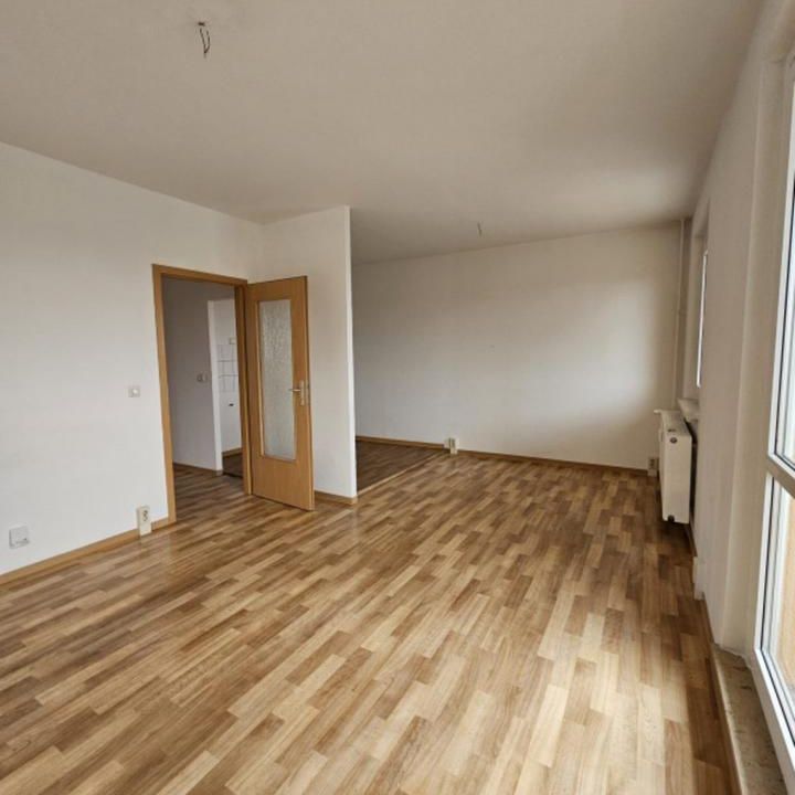 Mit Aufzug in die neue Wohnung - Photo 1