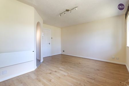 Rochester Drive, Watford, Hertfordshire, WD25 - Photo 4